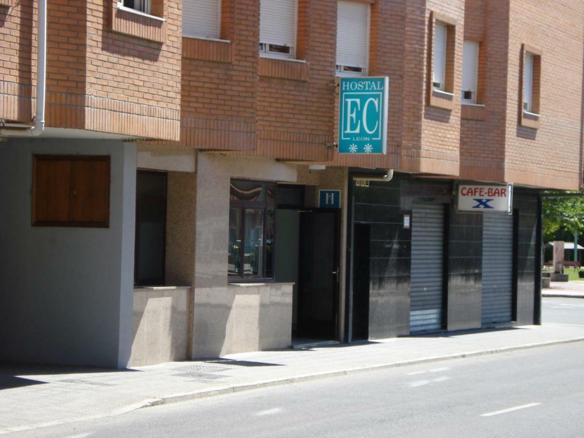 Hostal ** Ec León Exterior foto