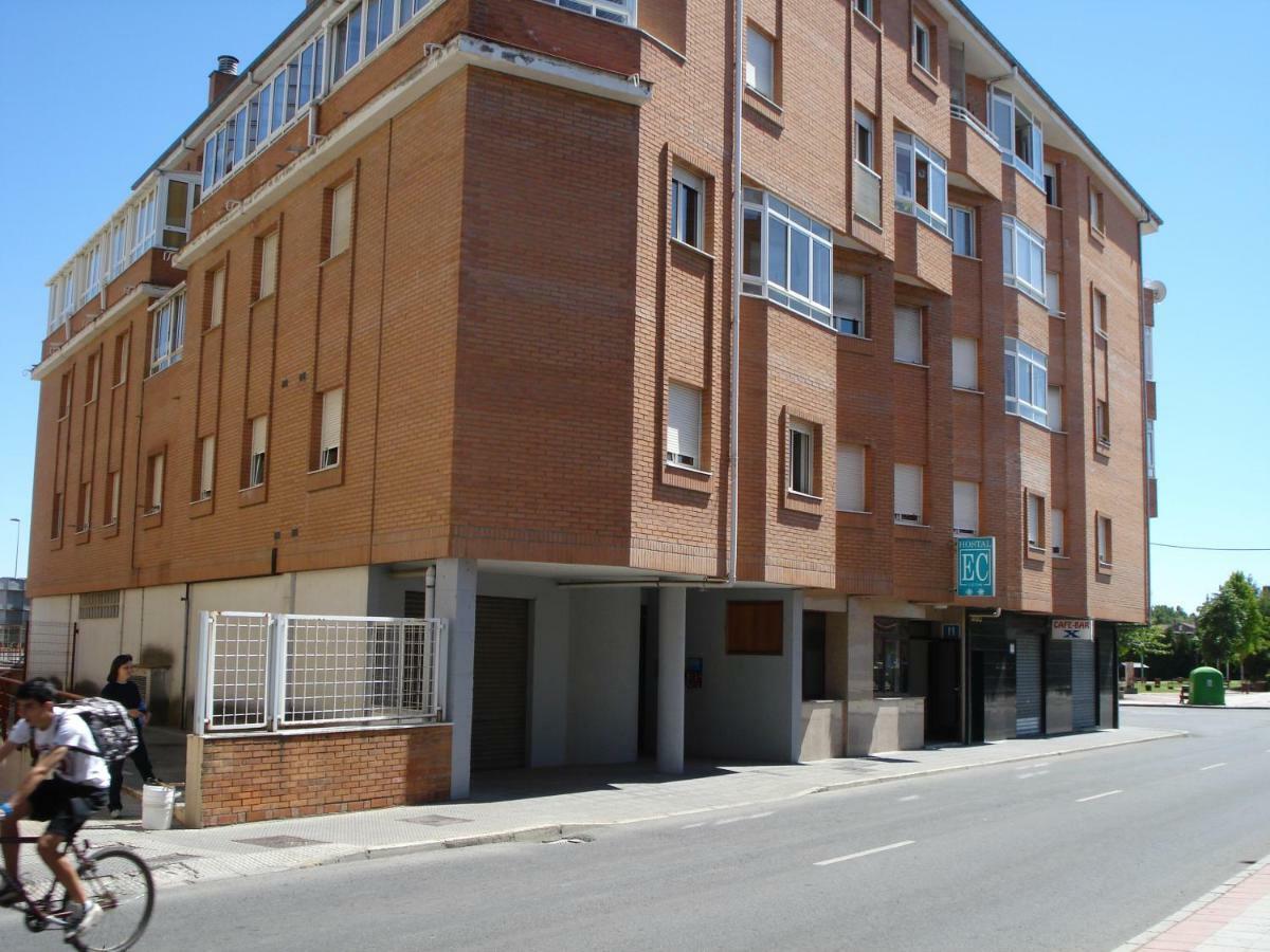 Hostal ** Ec León Exterior foto